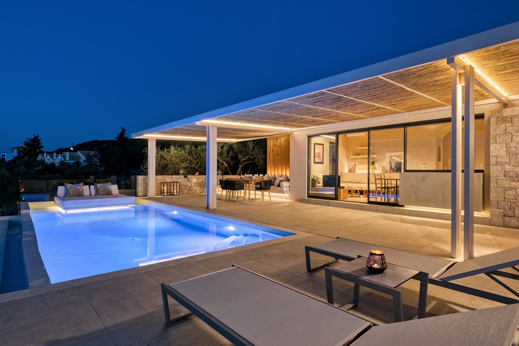 Art Blue Villas Tsoukaladhes Exterior photo