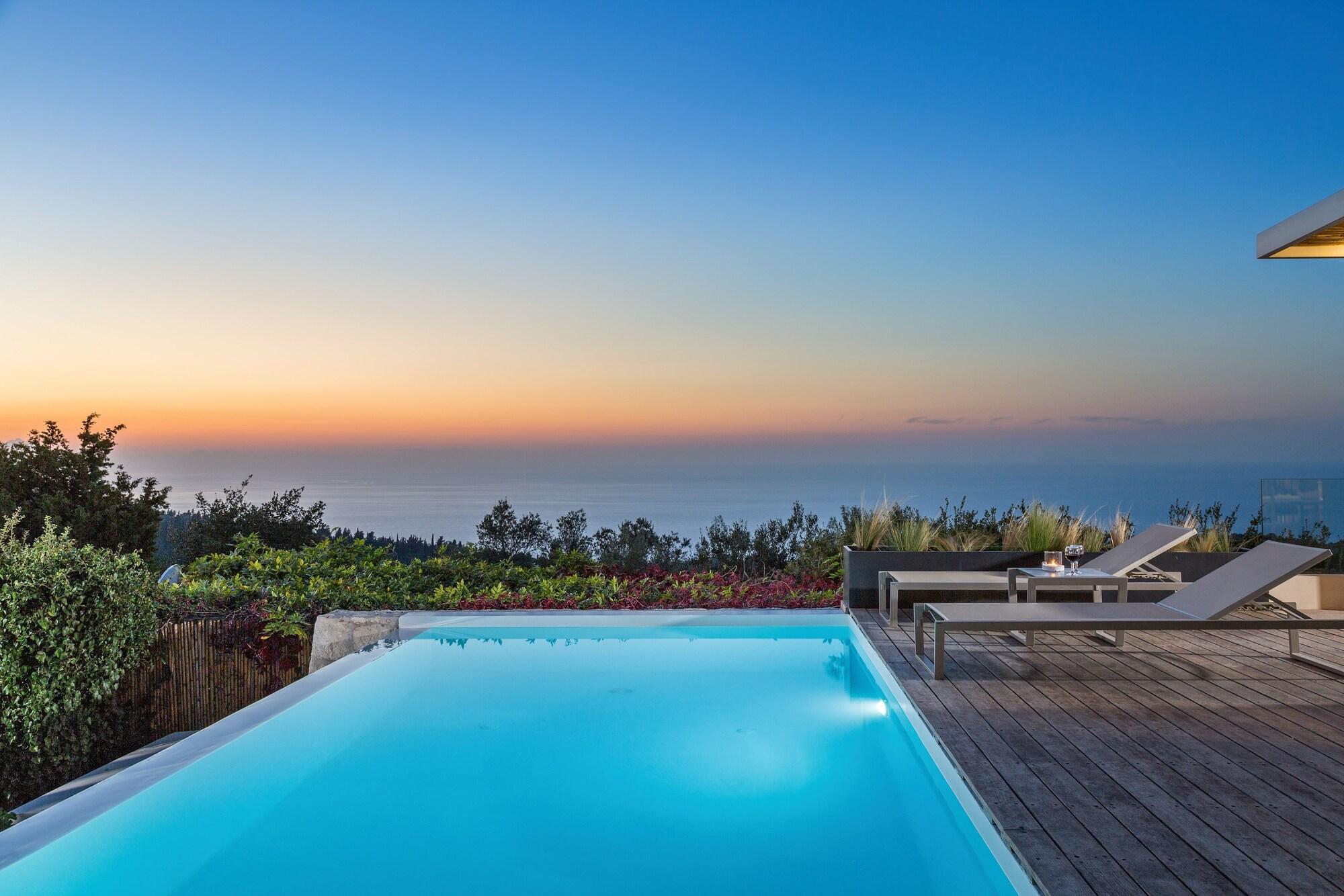 Art Blue Villas Tsoukaladhes Exterior photo