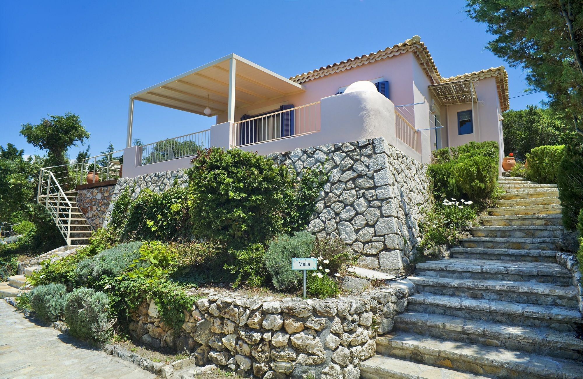 Art Blue Villas Tsoukaladhes Exterior photo